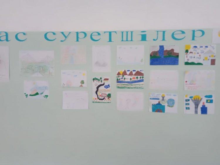 Жас суретшілер