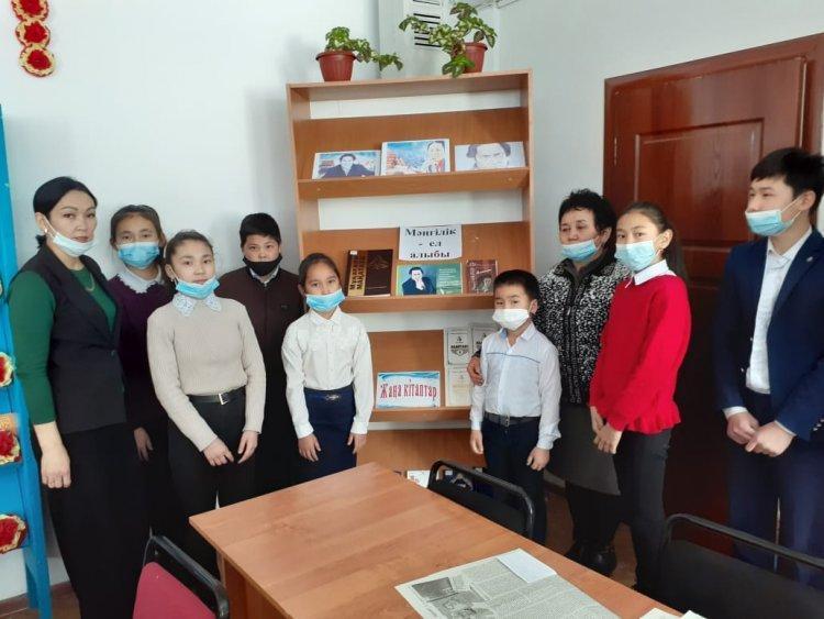 М.Мақатаевтың 90 жыл  өмірі мен шығармасына шолу жасау(көрме)